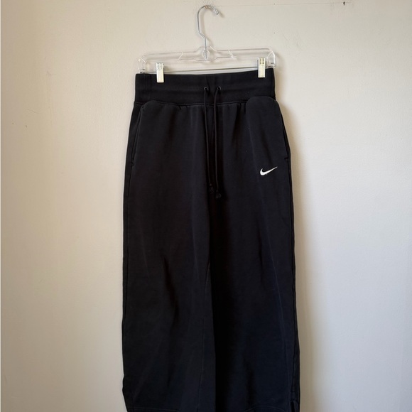 Nike Pants - Nike Women’s Wide leg Sweatpants
